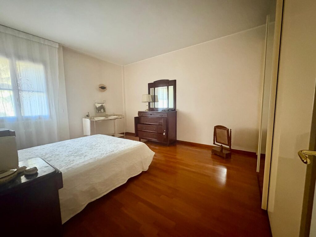 Appartamento in vendita in via Ruggero Flores