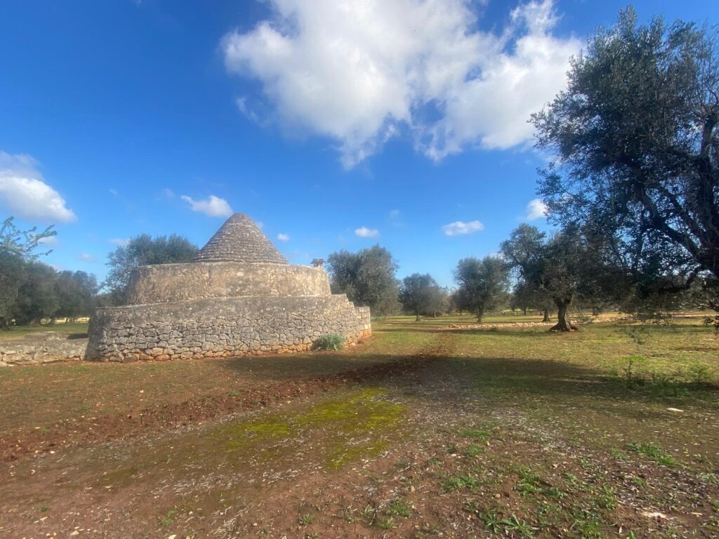 Trullo in vendita in contrada Veneri