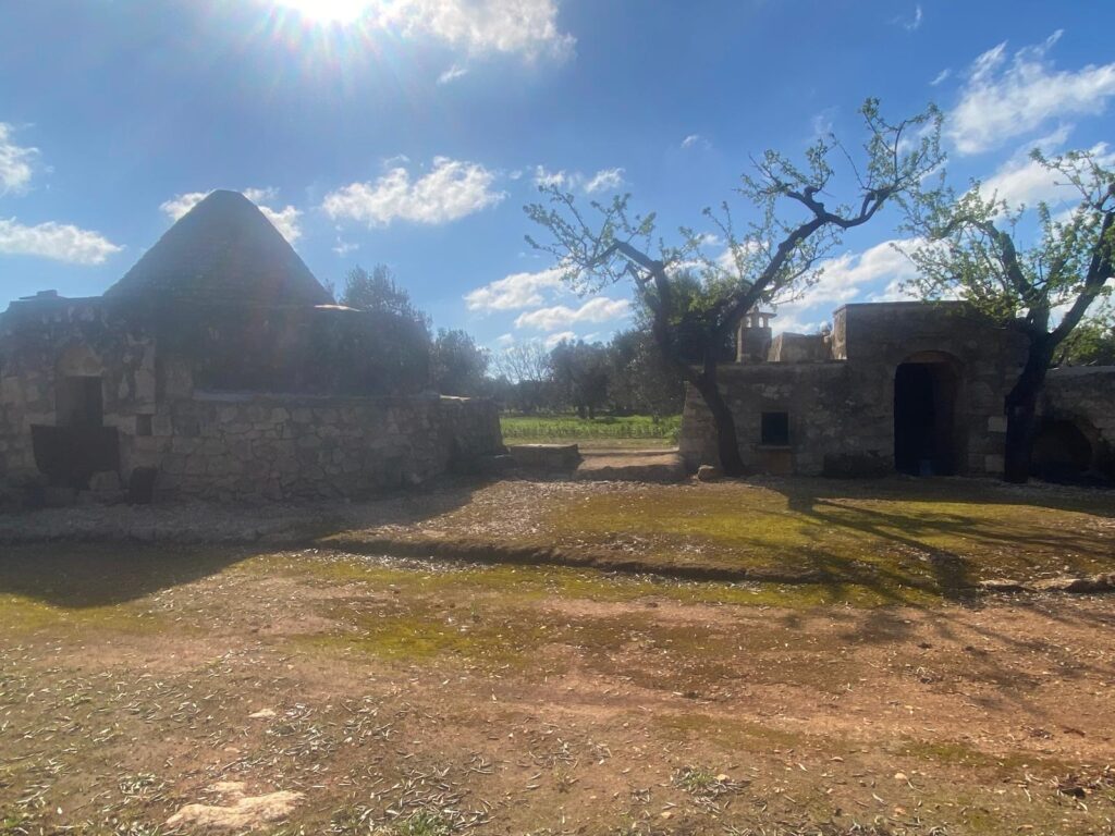 Trullo in vendita in contrada Veneri