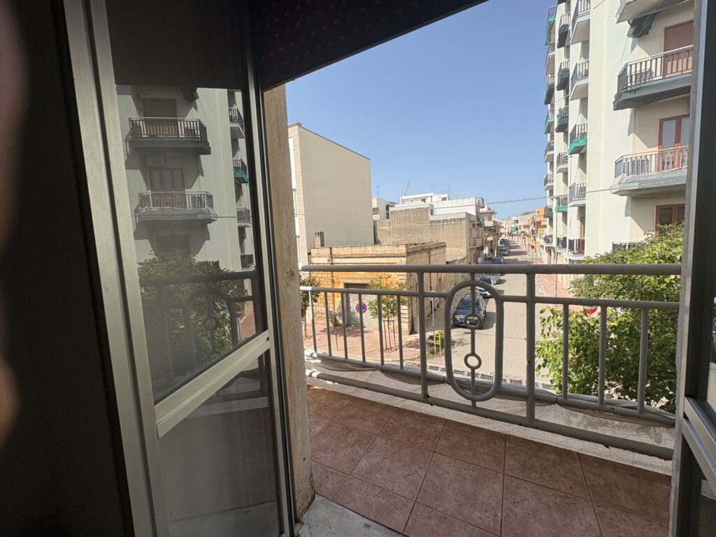Trilocale in vendita in Via Duca di Genova Grottaglie
